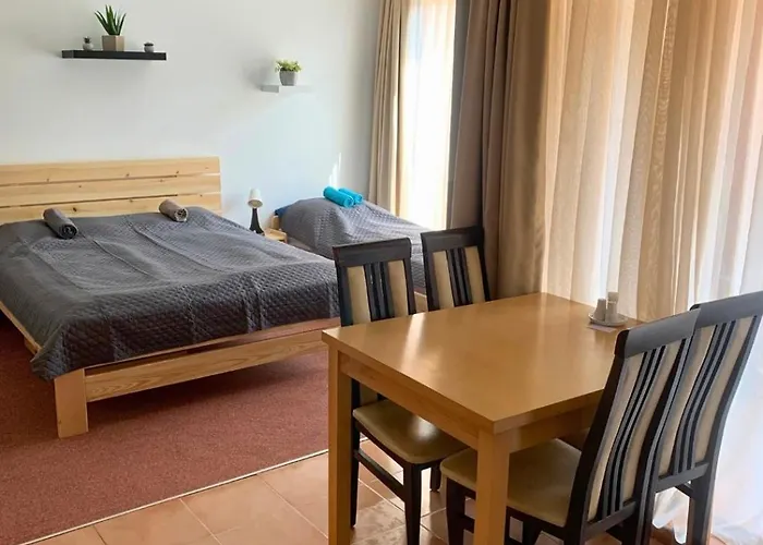 Krasnem A Klidnem Prostredi V Soukromem Apartmanu * Ахелой